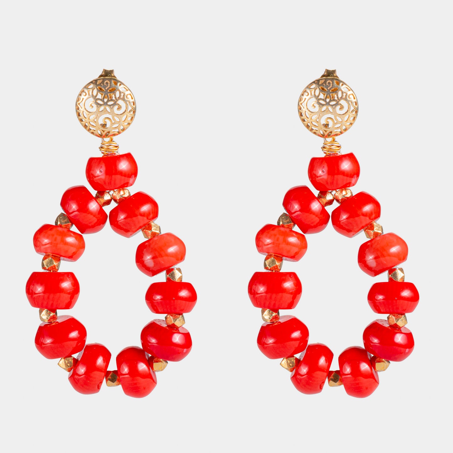 Rote Korallen Creolen Gold Ornament